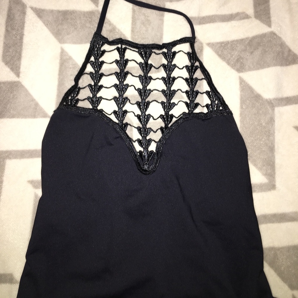 black one piece bikini
